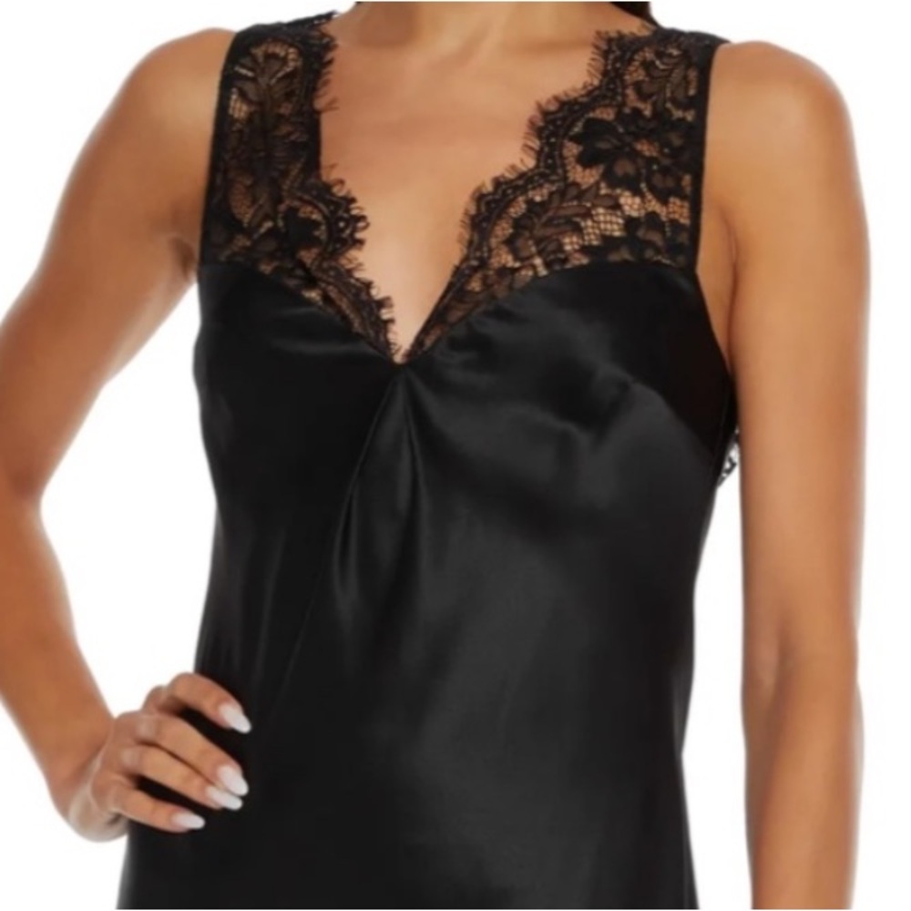 NWT Ginia Black Lace Trim Silk Camisole in Black Onyx - Size L